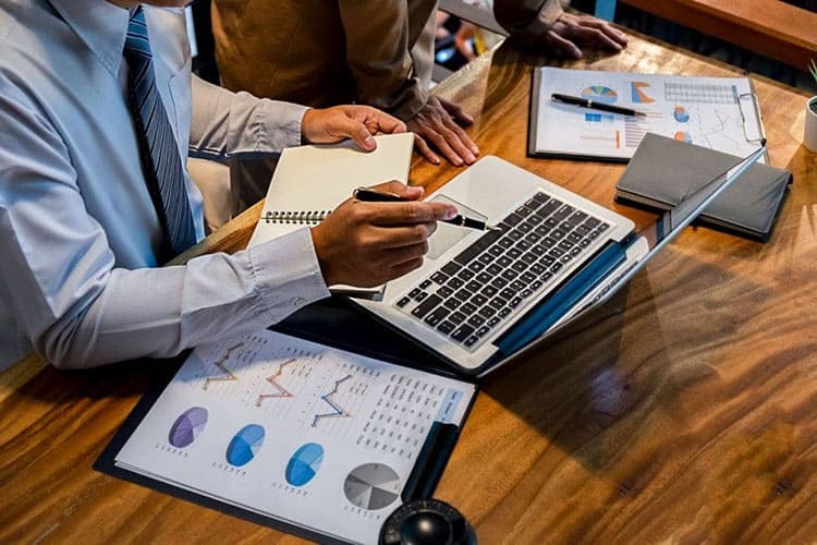 Unleash the Power of Finance & Accounting Outsourcing in India Unleash the Power of Finance & Accounting Outsourcing in India